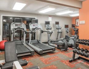Hawthorn Suites By Wyndham St. Louis Westport Plaza