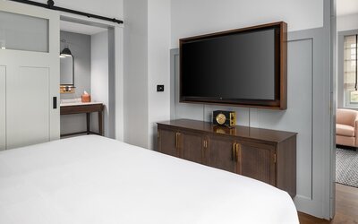 Wylie Hotel Atlanta, Tapestry Collection by Hilton