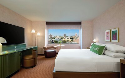 Downright Austin, a Renaissance Hotel