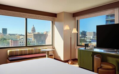 Downright Austin, a Renaissance Hotel