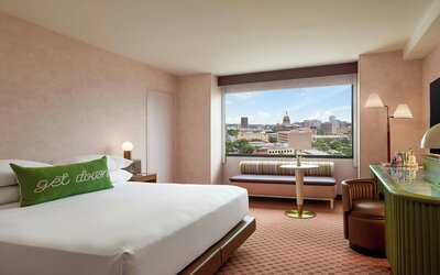 Downright Austin, a Renaissance Hotel