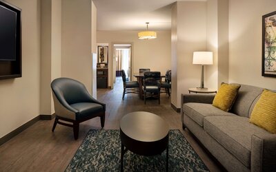 Embassy Suites by Hilton New Orleans
