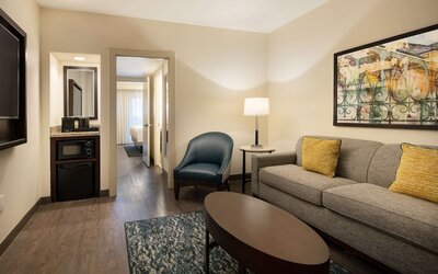 Embassy Suites by Hilton New Orleans