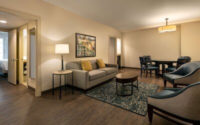Embassy Suites by Hilton New Orleans