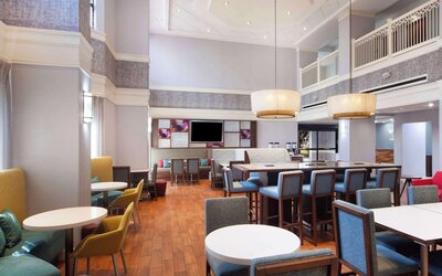 Hampton Inn & Suites Atlanta Airport North I-85