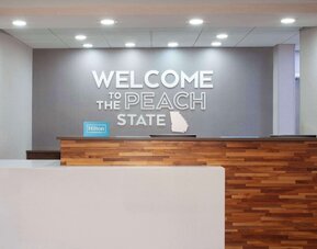 Hampton Inn & Suites Atlanta Airport North I-85