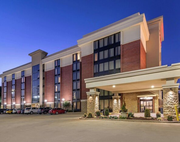 Drury Inn & Suites Atlanta Airport