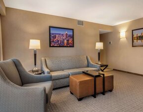 Drury Inn & Suites Atlanta Airport