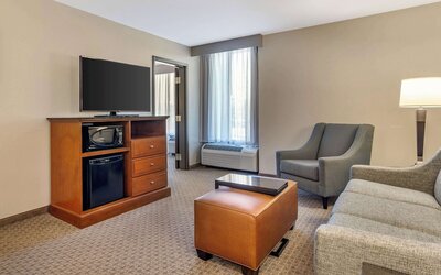 Drury Inn & Suites Atlanta Airport