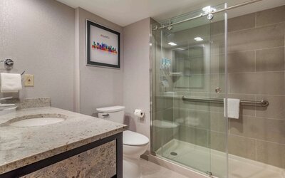 Drury Inn & Suites Atlanta Airport