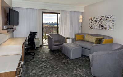Courtyard by Marriott Nashville at Opryland