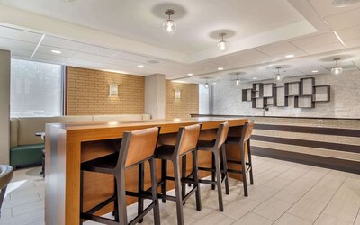 Drury Inn & Suites Atlanta Airport