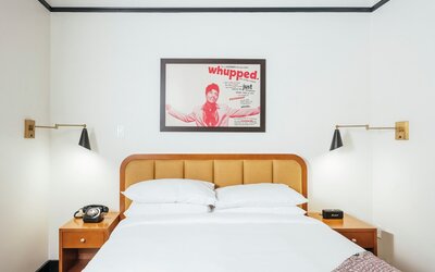 Dew Drop Inn