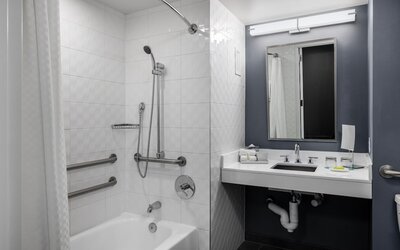 Le Meridien Atlanta Perimeter by Marriott