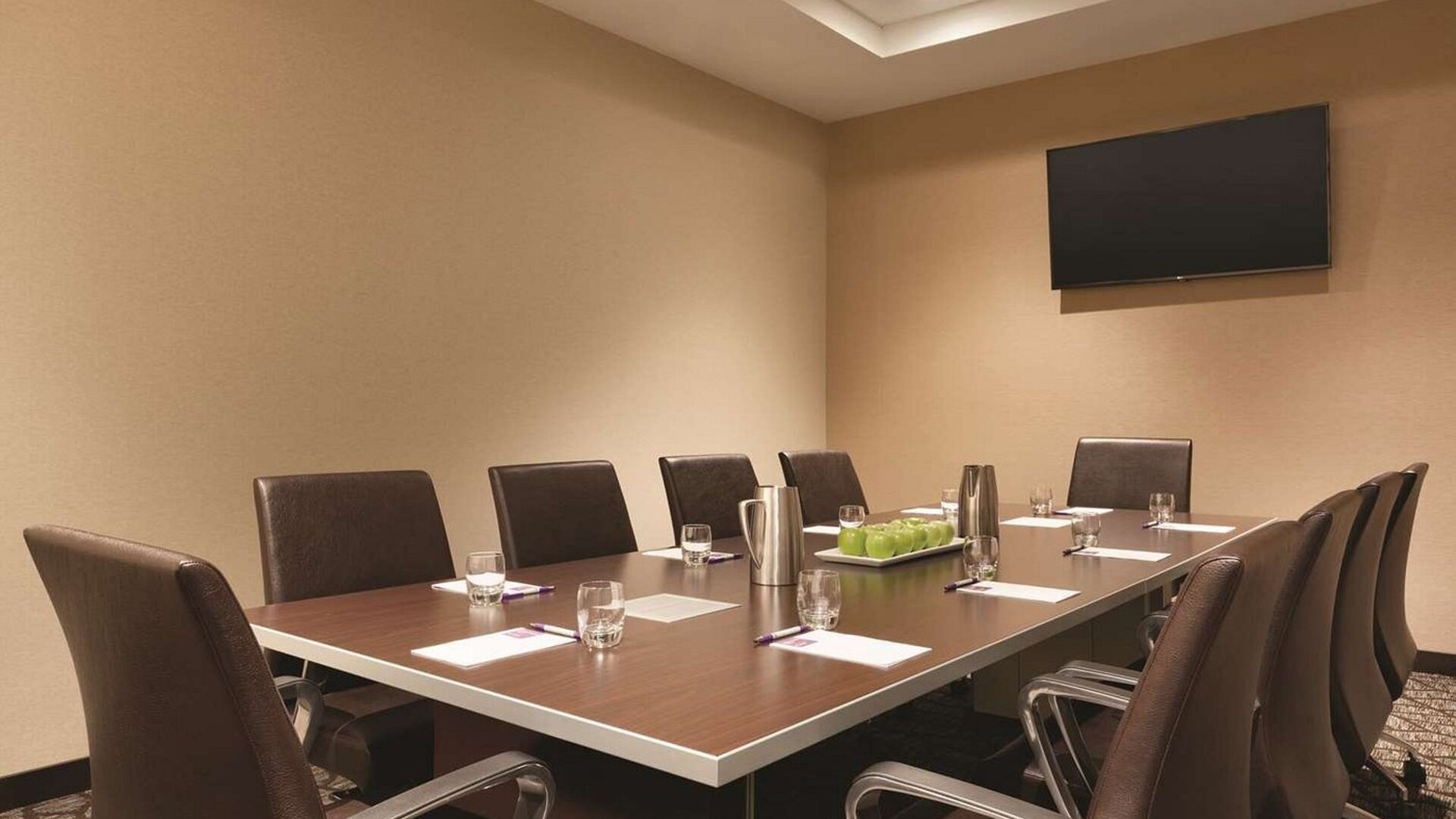 Meeting room at Hyatt Place West End Georgetown.