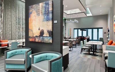 Hampton Inn & Suites Atlanta Buckhead Place
