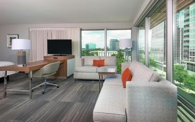 Hampton Inn & Suites Atlanta Buckhead Place