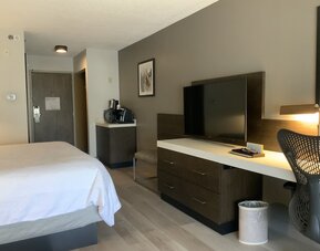 Crowne Plaza Nashville Airport by IHG