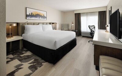 Crowne Plaza Nashville Airport by IHG