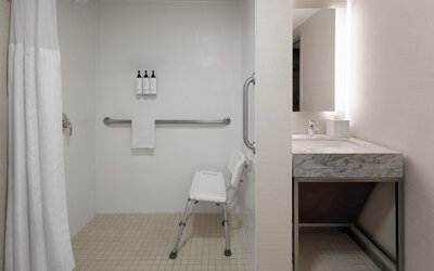 Crowne Plaza Nashville Airport by IHG