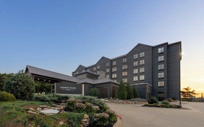 Crowne Plaza Nashville Airport by IHG