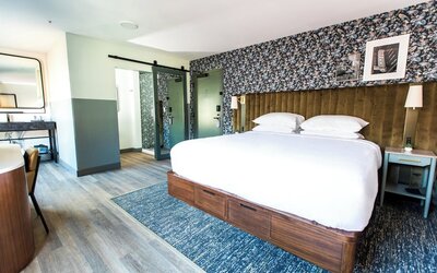 voco The Darwin Atlanta Midtown by IHG