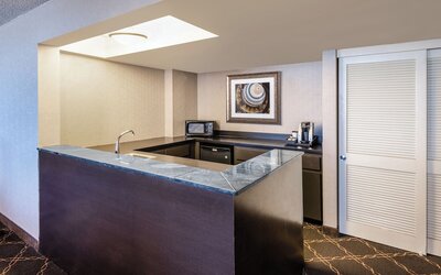 Austin Southpark Hotel