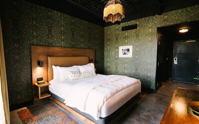 The Frances Modern Inn
