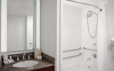 Hilton Garden Inn Atlanta Perimeter Center