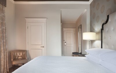 Le Pavillon, New Orleans, a Tribute Portfolio Hotel by Marriott