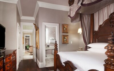 Le Pavillon, New Orleans, a Tribute Portfolio Hotel by Marriott