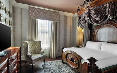 Le Pavillon, New Orleans, a Tribute Portfolio Hotel by Marriott