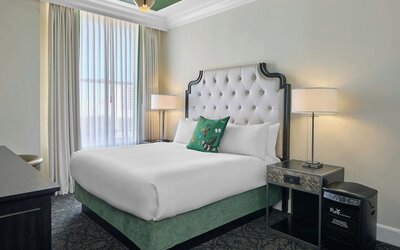 Le Pavillon, New Orleans, a Tribute Portfolio Hotel by Marriott