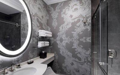 Le Pavillon, New Orleans, a Tribute Portfolio Hotel by Marriott