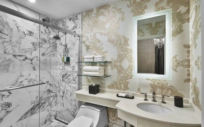 Le Pavillon, New Orleans, a Tribute Portfolio Hotel by Marriott