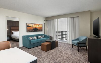 DoubleTree Suites by Hilton Austin Downtown Capitol
