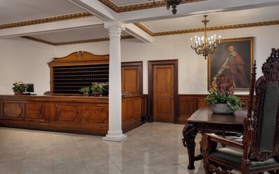 Le Richelieu Hotel