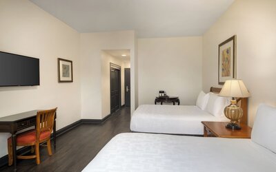 Le Richelieu Hotel