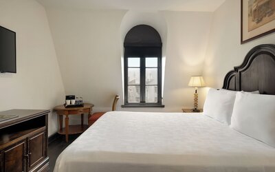 Le Richelieu Hotel
