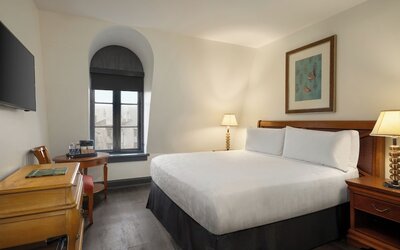 Le Richelieu Hotel