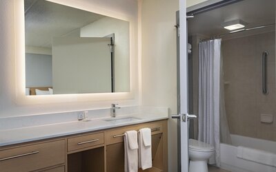 Hyatt Place Austin The Domain Area