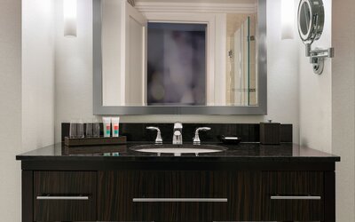 Loews Atlanta Hotel