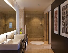 Loews Atlanta Hotel