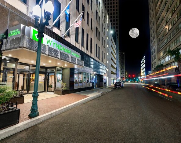 Wyndham Garden Hotel Baronne Plaza