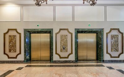 Wyndham Garden Hotel Baronne Plaza