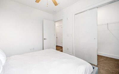 Dorsen Stay