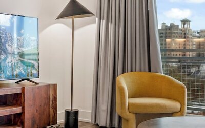 Dorsen Stay