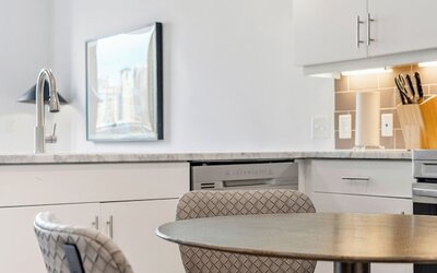 Dorsen Stay