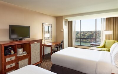 Holiday Inn Austin -Town Lake by IHG