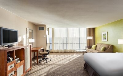 Holiday Inn Austin -Town Lake by IHG